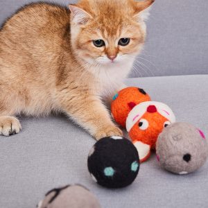 Colorful Felt Stretch Ball Cat Toy Ball Pet Toy With Small Bell Sound Play Cat Toys Creative Interactive Cat Dog Chew Toy - Image 4